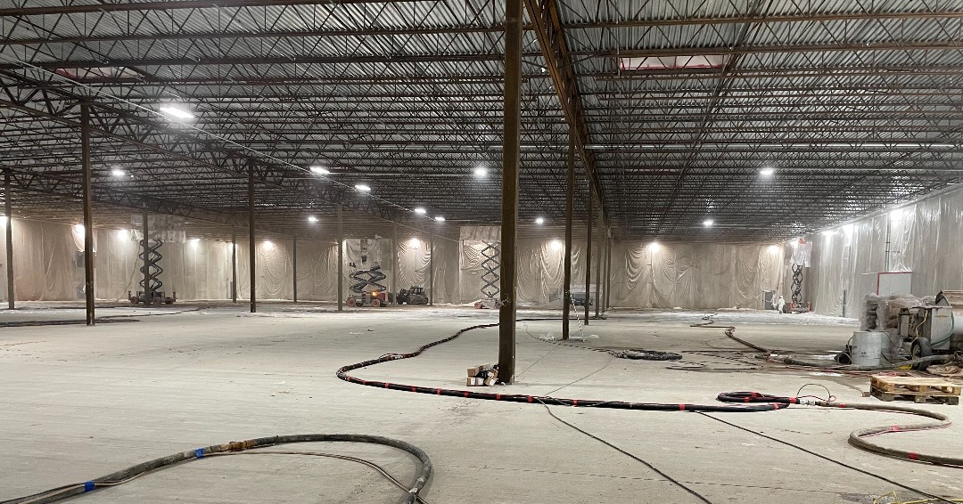 Cafco spray-applied fireproofing in a large warehouse building